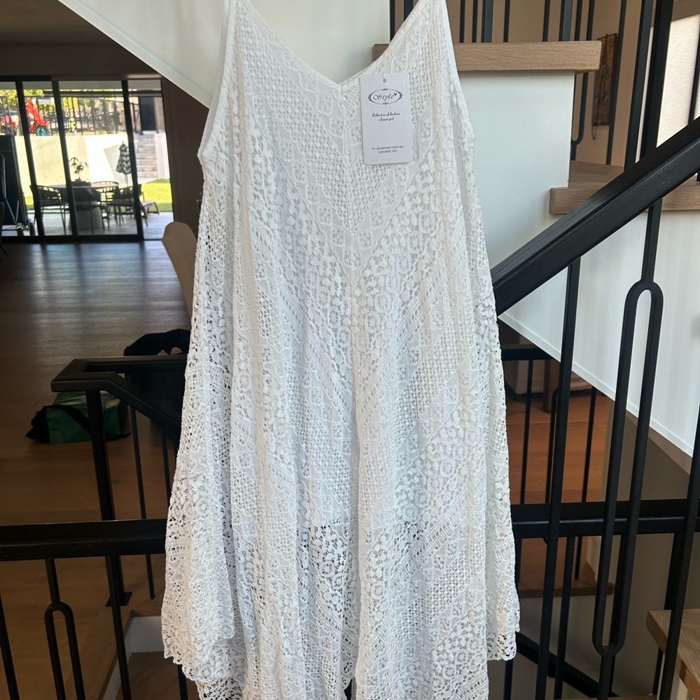 Elegant White Lace Dress